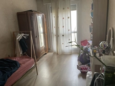 Dernier Etage vue sur Loire pour cet appartement avec balcon de deux chambres avec double garage et cave