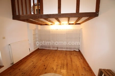 ORLEANS ST MARCEAU, proche centre ville d'Orléans, Vaste appartement T2 Bis de charme en excellent état 