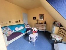 LA GACILLY Maison familiale sur sous-sol complet de 5 chambres en excellent état VENDUE en VIAGER occupé
