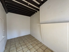 SOUESMES, Ensemble immobilier de 3 appartements/maison avec terrain constructible de 480 m2 en annexe