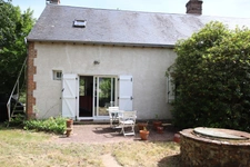 NANCAY, 12 kms de la sortie Autourte A71 SALBRIS, maison de campage avec jardin en excellent état