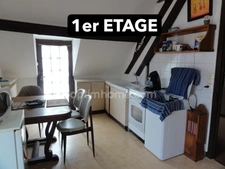 SOUESMES, Immeuble de rapport avec trois appartements dont deux déjà loués
