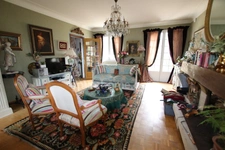 LA GACILLY Maison familiale sur sous-sol complet de 5 chambres en excellent état VENDUE en VIAGER occupé
