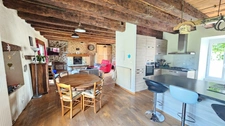 20 MN DE LIMOGES SUD OUEST TRES BELLE PROPRIETE SUR 4,6 HA DE TERRE DANS UN ECRIN DE VERDURE