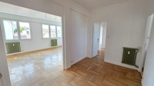 APPARTEMENT DE TYPE 3 DE 79 M² RENOVE AVEC GOUT AU 6 EME ETAGE ET AVEC ASCENSEUR - 