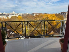 VUE IMPRENABLE POUR CET APPARTEMENT DE TYPE 6 AU DERNIER ETAGE AVEC ASCENSEUR - BALCON - 2 GGES ET CAVE