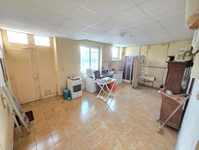 EXCLUSIVITE SECTEUR RUCHOUX BELLE MAISON ANNEE 50 SUR SOUS SOL COMPLET AVEC GARAGE ET PETIT JARDIN 