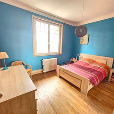 QUARTIER OUEST BELLE MAISON DE CARACTERE ANNEE 30 SUR 1534 M² DE TERRAIN ARBORE 