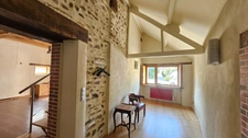 DUN LE PALESTEL SUPERBE GRANGE RENOVEE AVEC GOUT A USAGE D'HABITATION ET DE GARAGE 