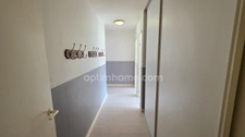 EN EXCLUSIVITE APPARTEMENT TYPE 3 AVEC ASCENSEUR - CAVE ET PARKING SECURISE DANS RESIDENCE STANDING