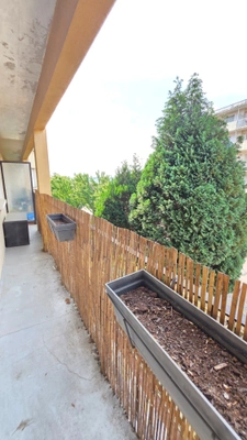 COUP DE COEUR POUR CET APPARTEMENT DE TYPE 4 ENTIEREMENT RENOVE AVEC ASCENSEUR GARAGE BALCON CAVE ET CELLIER
