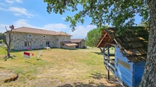 20 MN DE LIMOGES SUD OUEST TRES BELLE PROPRIETE SUR 4,6 HA DE TERRE DANS UN ECRIN DE VERDURE