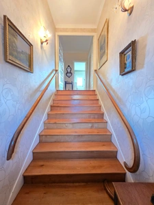 EXCLUSIVITE SECTEUR RUCHOUX BELLE MAISON ANNEE 50 SUR SOUS SOL COMPLET AVEC GARAGE ET PETIT JARDIN 