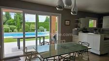ISLE PROCHE CHU EMAILLEURS - SUPERBE VILLA EN PARTIE PLAIN PIED AVEC PISCINE ET SPA SUR MAGNIFIQUE TERRAIN ARBORE