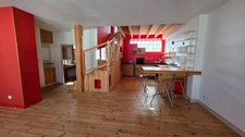 PROCHE MAUVENDIERE - CITE JUDICIAIRE -BUREAUX POUR PROFESSION LIBERALE AVEC POSSIBILITE D'HABITATION