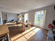 GROS POTENTIEL POUR CETTE TRES BELLE PROPRIETE DE 19HA AVEC CHATEAU ET BATIMENT DE + DE 1200 M²