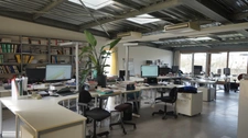 CAMPUS D'ESTER SUPERBE BÂTIMENT CONTEMPORAIN A USAGE DE BUREAU 