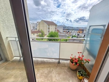 PROCHE PLACE DENIS DUSSOUBS BEL APPARTEMENT DE TYPE 2 AVEC ASCENSEUR PARKING ET CAVE 