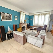 QUARTIER OUEST BELLE MAISON DE CARACTERE ANNEE 30 SUR 1534 M² DE TERRAIN ARBORE 