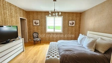 ISLE PROCHE CHU EMAILLEURS - SUPERBE VILLA EN PARTIE PLAIN PIED AVEC PISCINE ET SPA SUR MAGNIFIQUE TERRAIN ARBORE