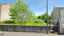 EN EXCLUSIVITE JOLIE TERRAIN  DE 583 M² AVEC CU OPERATIONNEL POSITIF DANS QUARTIER RESIDENTIEL