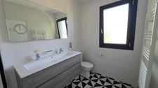 AUX PORTES DE LIMOGES OUEST SUPERBE MAISON ENTIEREMENT RENOVEE AVEC PISCINE ET POOL HOUSE 
