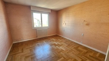 EN EXCUSIVITE : Hyper centre Appartement de type 5 au 6eme étage avec ascenseur , cave et grand balcon 