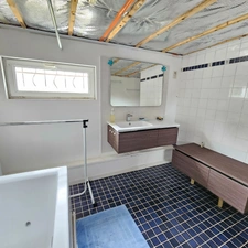 QUARTIER OUEST BELLE MAISON DE CARACTERE ANNEE 30 SUR 1534 M² DE TERRAIN ARBORE 