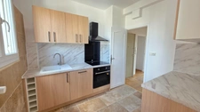 APPARTEMENT DE TYPE 3 DE 79 M² RENOVE AVEC GOUT AU 6 EME ETAGE ET AVEC ASCENSEUR - 