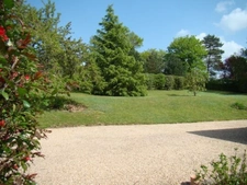 A 8 MN DE LIMOGES EN DIRECTION D 'AIX/VIENNE JOLIE MAISON BOURGEOISE AVEC PISCINE 