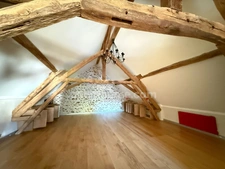 DUN LE PALESTEL SUPERBE GRANGE RENOVEE AVEC GOUT A USAGE PROFESSIONEL ET/ OU D'HABITATION OU DE GARAGE 
