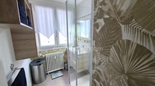 PROCHE CARMES BEL APPARTEMENT RENOVE AU 4 EME ETAGE SANS ASCENSEUR AVEC GARAGE ET CAVE 