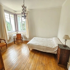QUARTIER OUEST BELLE MAISON DE CARACTERE ANNEE 30 SUR 1534 M² DE TERRAIN ARBORE 