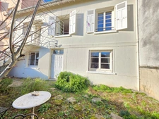 EXCLUSIVITE SECTEUR RUCHOUX BELLE MAISON ANNEE 50 SUR SOUS SOL COMPLET AVEC GARAGE ET PETIT JARDIN 
