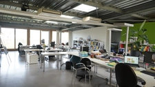 CAMPUS D'ESTER SUPERBE BÂTIMENT CONTEMPORAIN A USAGE DE BUREAU 