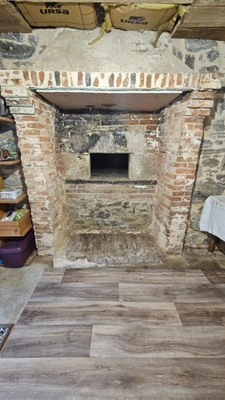 20 MN DE LIMOGES SUD OUEST TRES BELLE PROPRIETE SUR 4,6 HA DE TERRE DANS UN ECRIN DE VERDURE