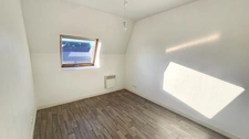 PROCHE MARCEAU TRÈS BEL APPARTEMENT DE TYPE 3 AU DERNIER ÉTAGE AVEC ASCENSEUR TERRASSE CAVE ET GARAGE