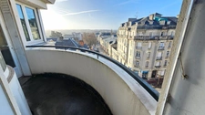 EN EXCUSIVITE : Hyper centre Appartement de type 5 au 6eme étage avec ascenseur , cave et grand balcon 