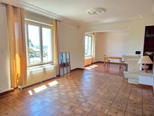 PROCHE CHU - EMAILLEURS JOLIE MAISON T5 SUR SOUS SOL COMPLET ET TERRAIN ARBORE DE 777 M² 