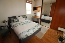 LA ROCHE SUR YON  centre ville, Maison de 261m² en COLOCATION pour 6 personnes avec des Baux individuels de 10 mois renouvelables (du 01/09 au 30/06)