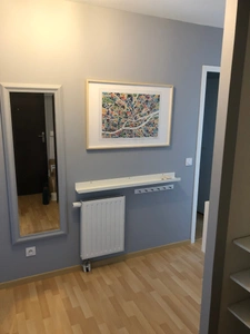 NANTES à l’extrême EST de l’île BEAULIEU et à proximité du PARC NATUREL, dans immeuble avec ASCENCEUR, Appartement T3 entièrement MEUBLE de 65.30m² avec LOGGIA, CAVE et BOX sécurisé pour un véhicule