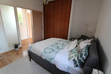 LA ROCHE SUR YON  centre ville, Maison de 261m² en COLOCATION pour 6 personnes avec des Baux individuels de 10 mois renouvelables (du 01/09 au 30/06)
