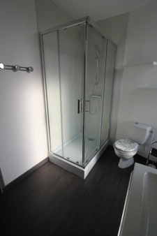 Au NORD de La ROCHE sur YON dans la commune de BELLEVILLE/VIE superbe Appartement T2 Meublé avec 1 très grande CHAMBRE
