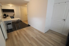 85000 -La ROCHE sur YON plein centre ville, dans résidence avec ASCENCEUR, Appartement T2 avec TERRASSE, PARKING et CAVE sécurisés