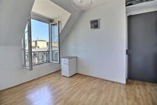 RUE FARADAY - 2 PIECES de 21,93 M² au sol 
