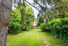 MAISON 235 m² habitables sur jardin clos de 1 100 m²