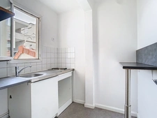 SAINT OUEN - 2 PIÈCES 37m² LC - 4ÈME ÉTAGE AVEC ASCENSEUR