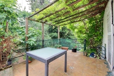 Parcelle de 320 m² : MAISON de 103 m² + 60 m² sous-sol + 16 m² dépendance dans le jardin