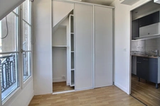 RUE FARADAY - 2 PIECES de 21,93 M² au sol 
