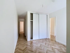 PORTE DOREE - BOIS DE VINCENNES - T4 (2 chambres) avec LOGGIA + PARKING + CAVE